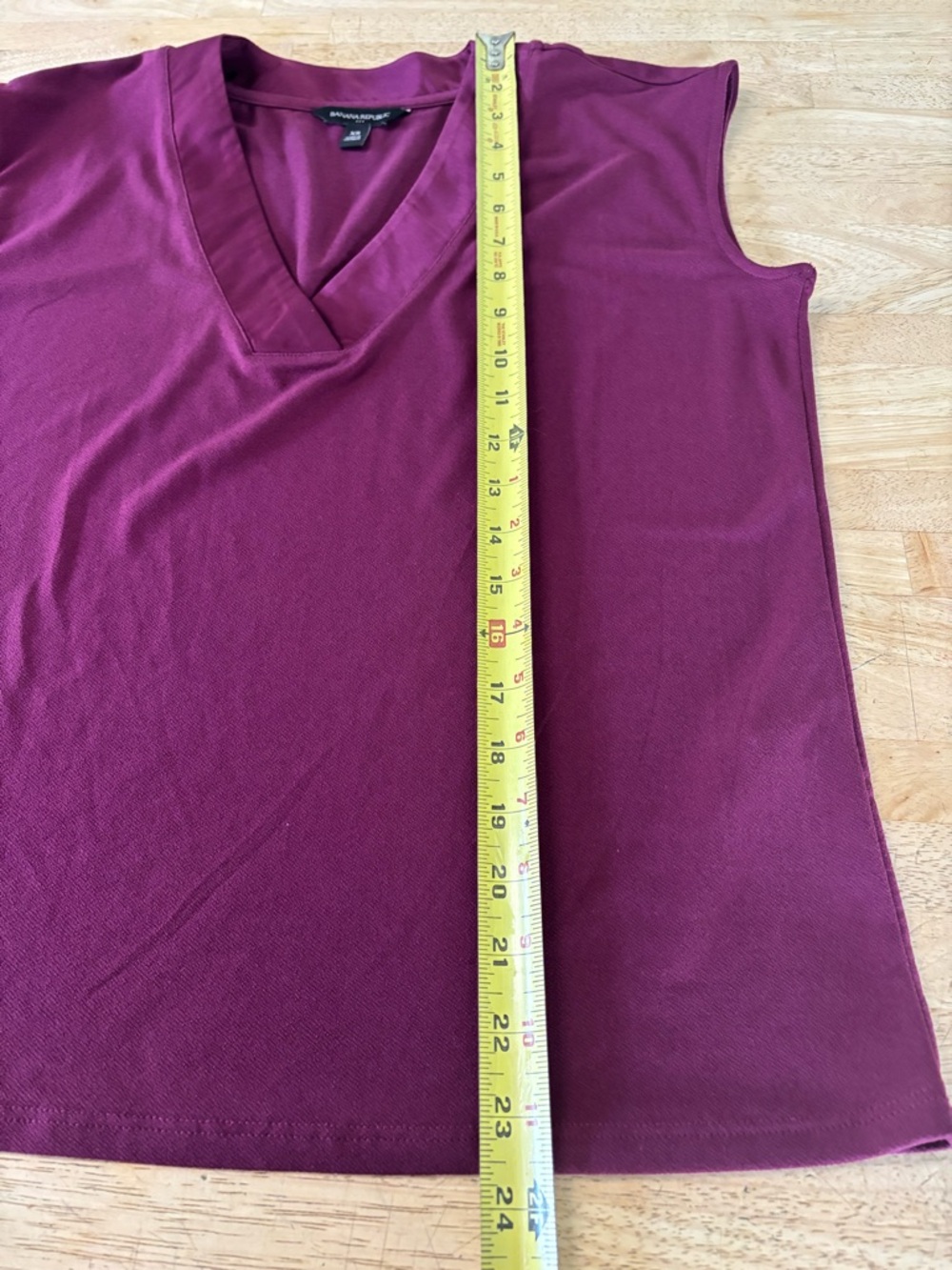 Banana Republic Sleeveless V-Neck Camisole in Deep Berry - Picture 4 of 5
